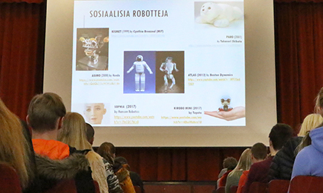 Sosiaaliset robotit ovat kehittyneet paljon vuosituhannen alusta.