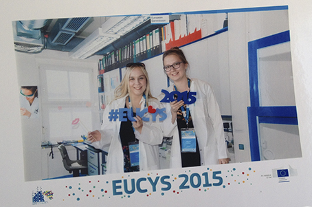 Tytöt kuvattuna EUCYS 2015